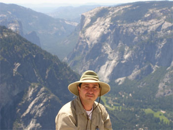 Dr. Alejandro Calderón-Urrea wins - 2005 Claude C. Laval Jr. Award