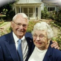 Earl and Muriel Smittcamp